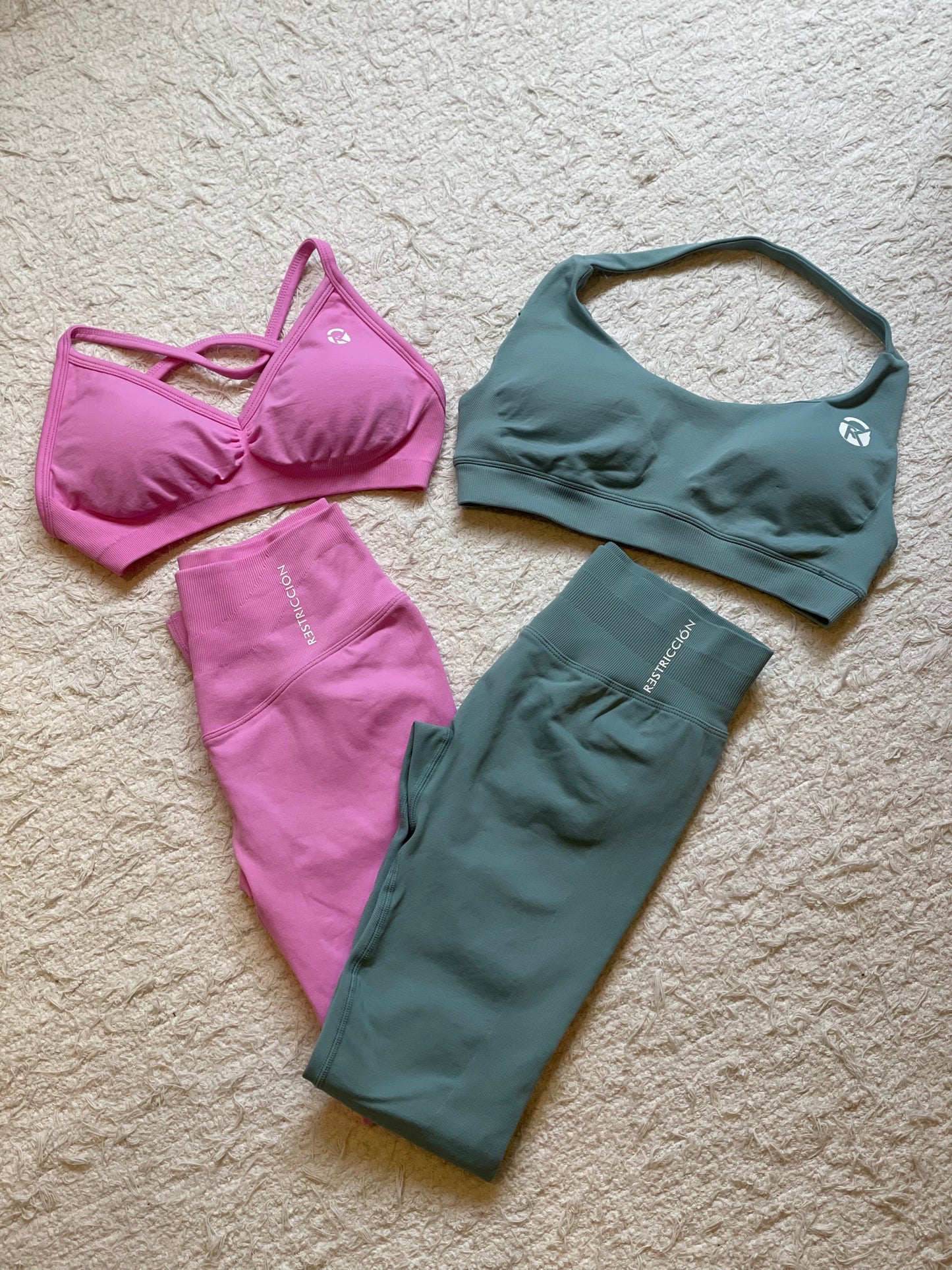 Paquete de 4 piezas talla chica