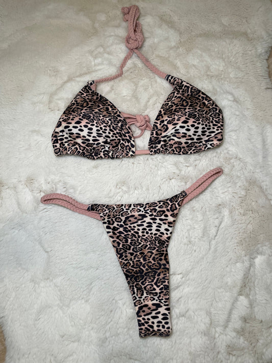 Micro bikini animal print
