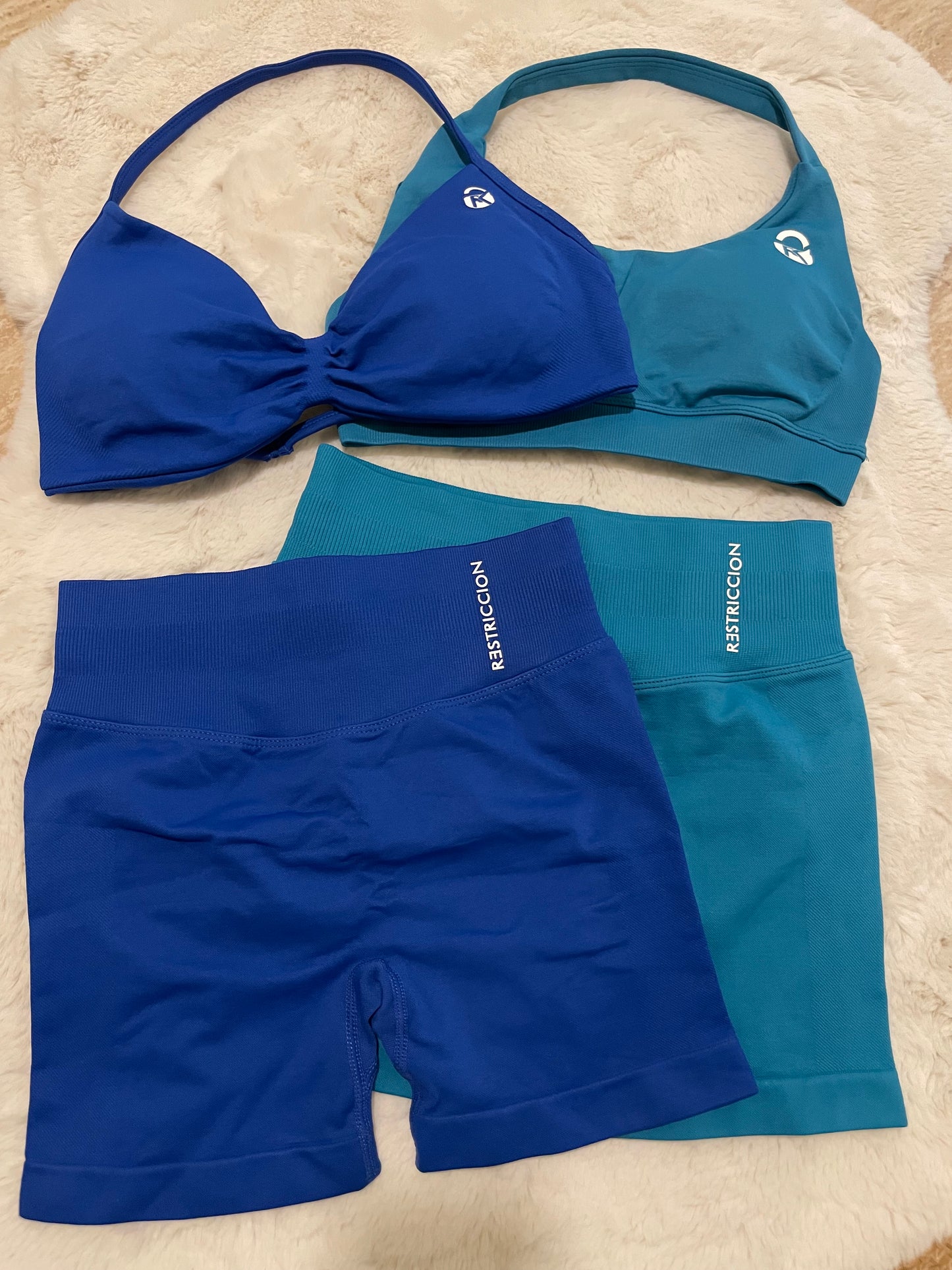 Conjuntos scrunch TECNOLOGÍA PUSH UP